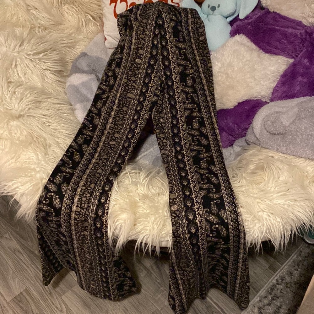 flared leggings